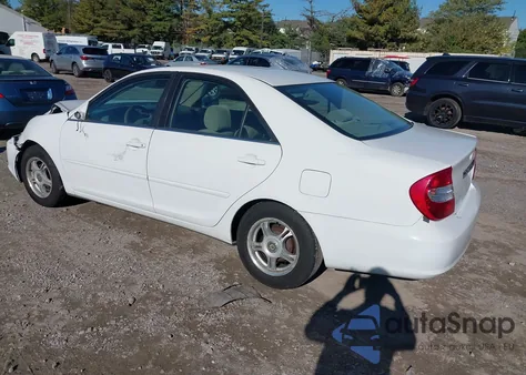 2002 Toyota Camry Le from USA, damaged, VIN 4T1BE32K82U042045